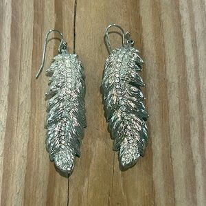 Hippie boho bohemian silver diamond crystal feather earrings gypsy rodeo NFR